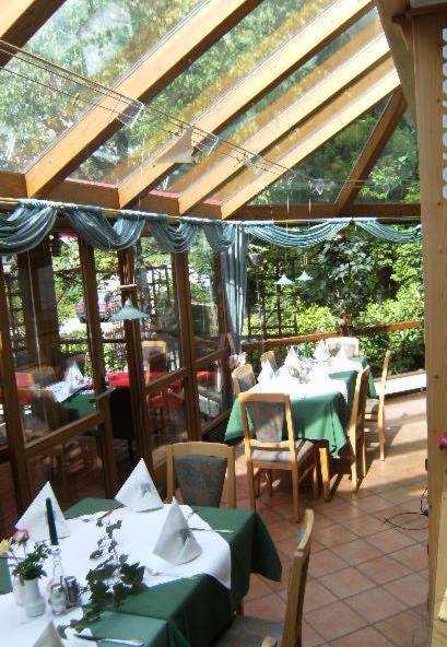 Hotel Landgasthof Zum Schildhauer Halfing Kültér fotó