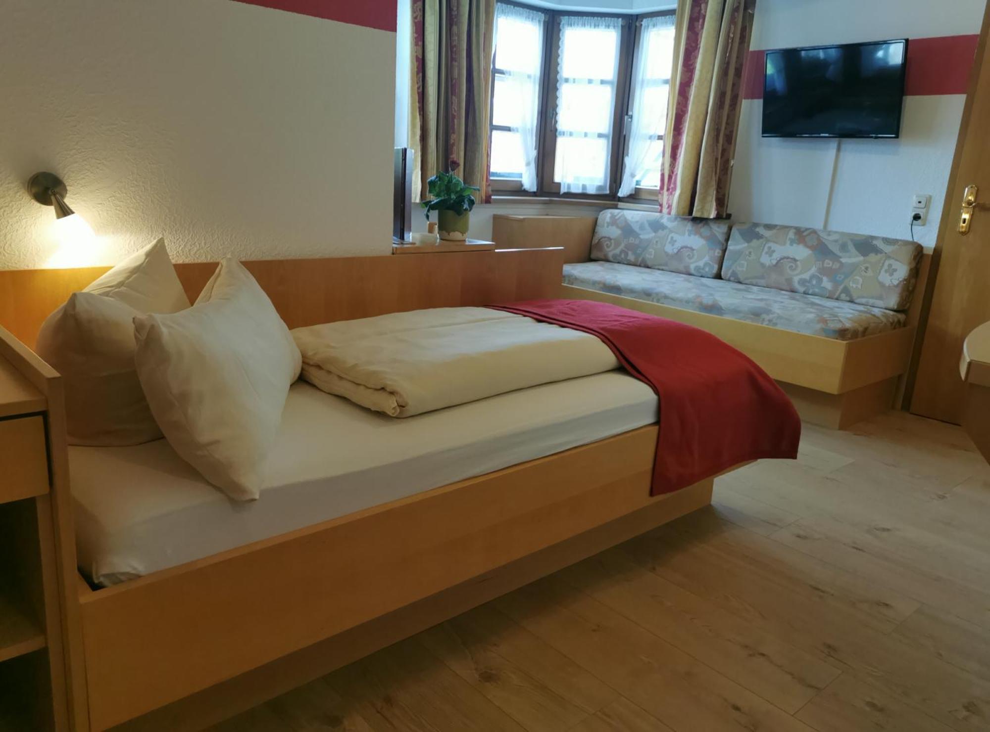 Hotel Landgasthof Zum Schildhauer Halfing Kültér fotó