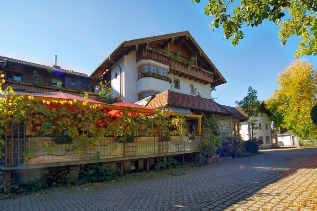 Hotel Landgasthof Zum Schildhauer Halfing Kültér fotó